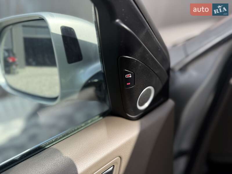 Позашляховик / Кросовер Audi Q5 2015 в Львові