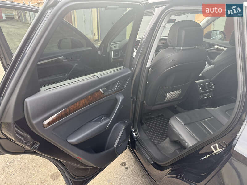 Внедорожник / Кроссовер Audi Q5 2017 в Львове фото 12 Внедорожник / Кроссовер Audi Q5 2017 в Львове