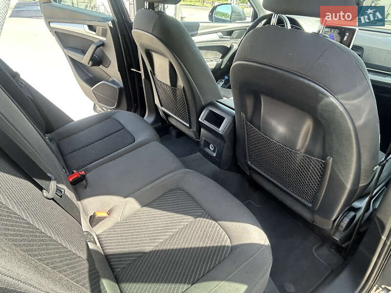 Внедорожник / Кроссовер Audi Q5 2017 в Мукачево