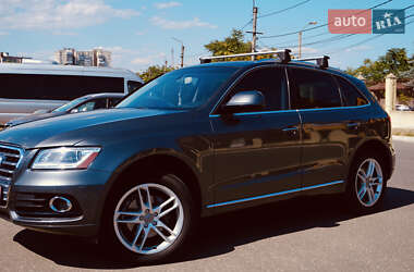Внедорожник / Кроссовер Audi Q5 2016 в 