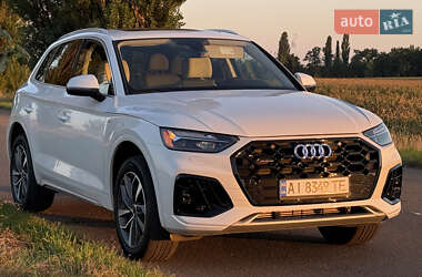Внедорожник / Кроссовер Audi Q5 2023 в 