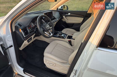 Внедорожник / Кроссовер Audi Q5 2023 в 