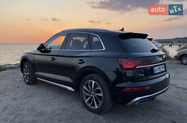 Внедорожник / Кроссовер Audi Q5 2023 в 