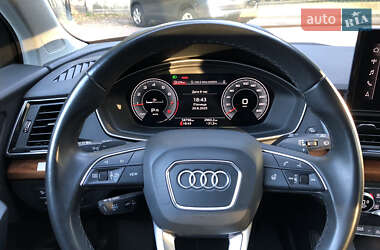 Внедорожник / Кроссовер Audi Q5 2023 в 