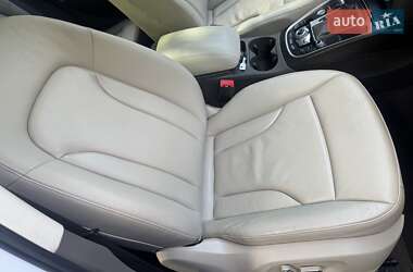 Внедорожник / Кроссовер Audi Q5 2015 в 
