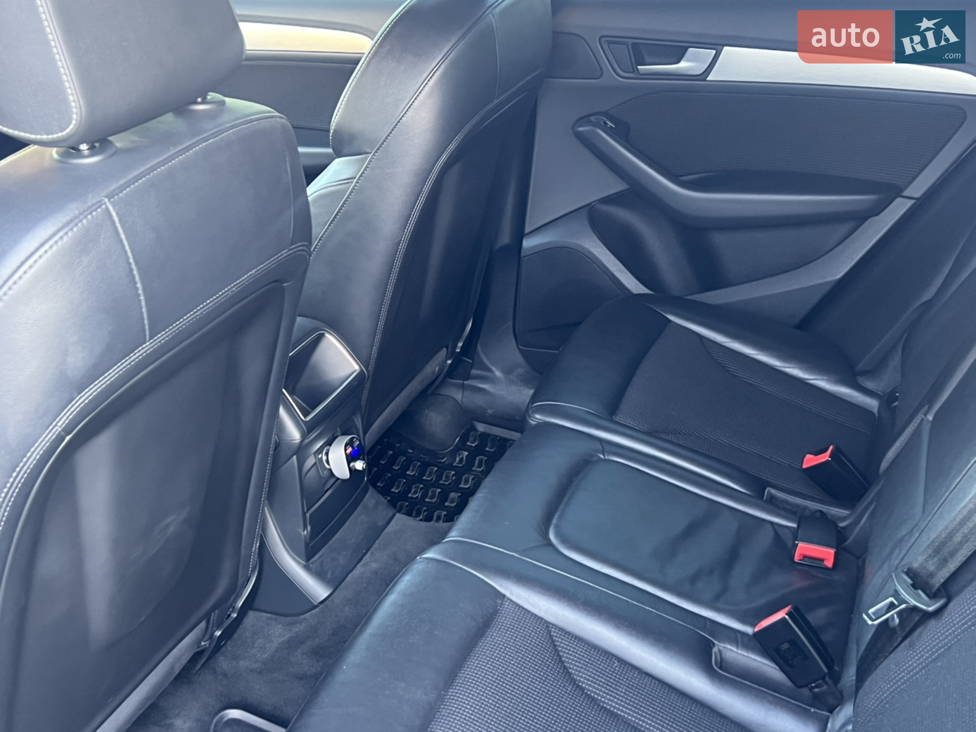 Audi Q5 2012 VIN WAUZZZ8R4DA008815 фото оголошення 11 з 14