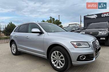Позашляховик / Кросовер Audi Q5 2015 в 