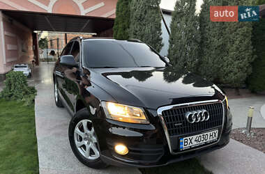 Позашляховик / Кросовер Audi Q5 2010 в Чернівцях