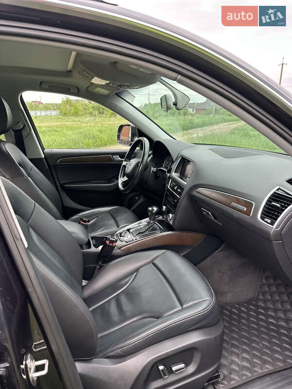 Внедорожник / Кроссовер Audi Q5 2016 в Ивано-Франковске