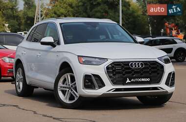 Позашляховик / Кросовер Audi Q5 2022 в Києві