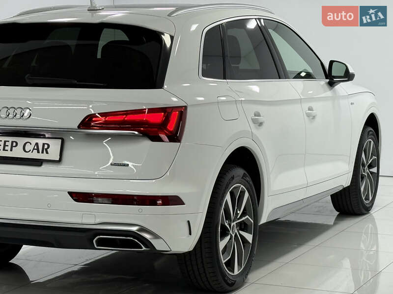 Внедорожник / Кроссовер Audi Q5 2022 в Одессе