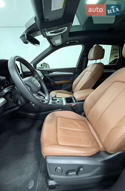 Позашляховик / Кросовер Audi Q5 2022 в 