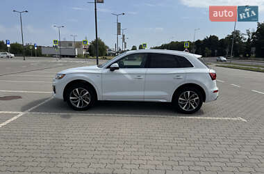 Внедорожник / Кроссовер Audi Q5 2023 в 