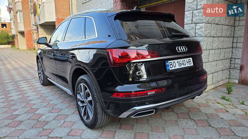 Внедорожник / Кроссовер Audi Q5 2023 в Тернополе