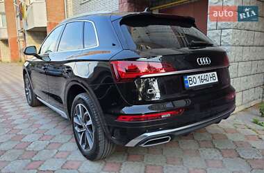 Внедорожник / Кроссовер Audi Q5 2023 в 