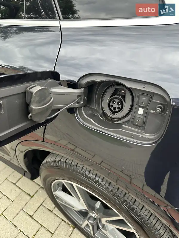 Audi Q5 2019 VIN WA1E2AFY3L2052129 фото оголошення 20 з 75