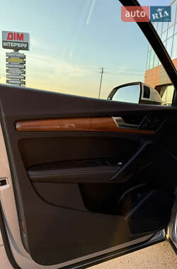 Внедорожник / Кроссовер Audi Q5 2020 в 
