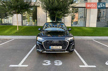 Внедорожник / Кроссовер Audi Q5 2023 в 