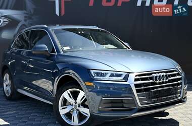 Позашляховик / Кросовер Audi Q5 2018 в 