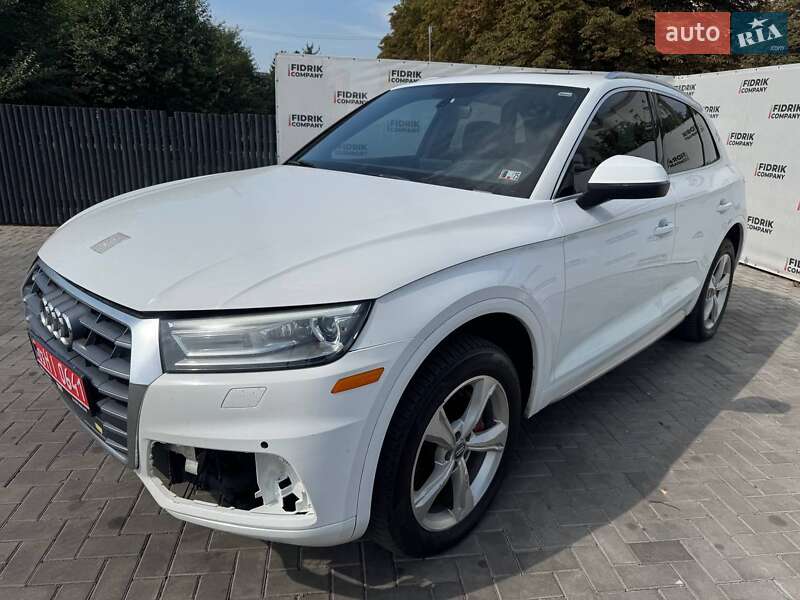 Внедорожник / Кроссовер Audi Q5 2018 в Луцке