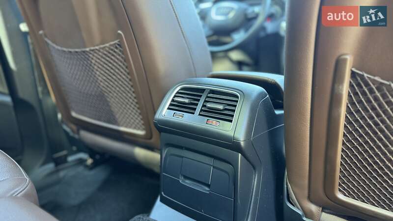 Позашляховик / Кросовер Audi Q5 2016 в Києві