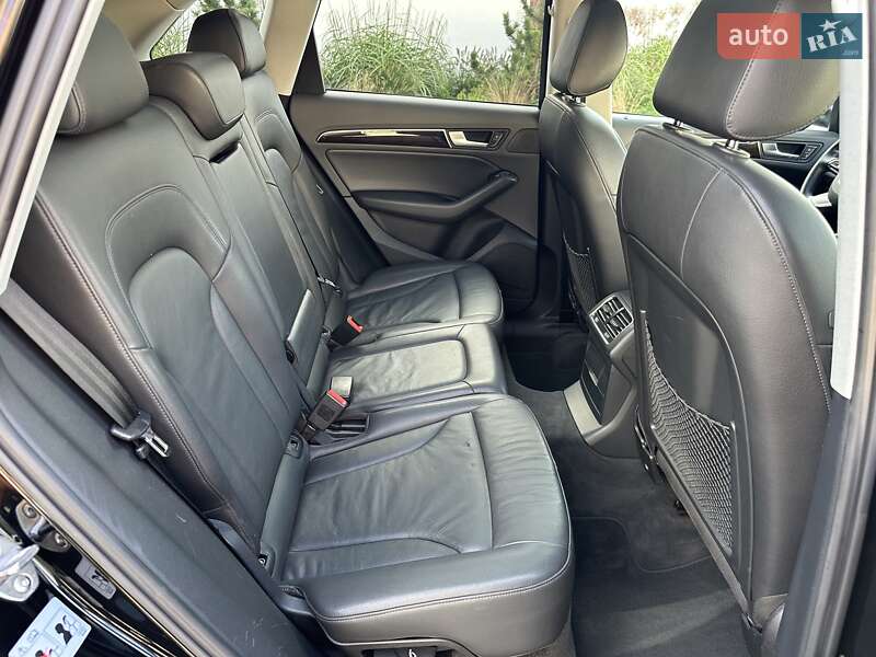 Внедорожник / Кроссовер Audi Q5 2012 в Луцке