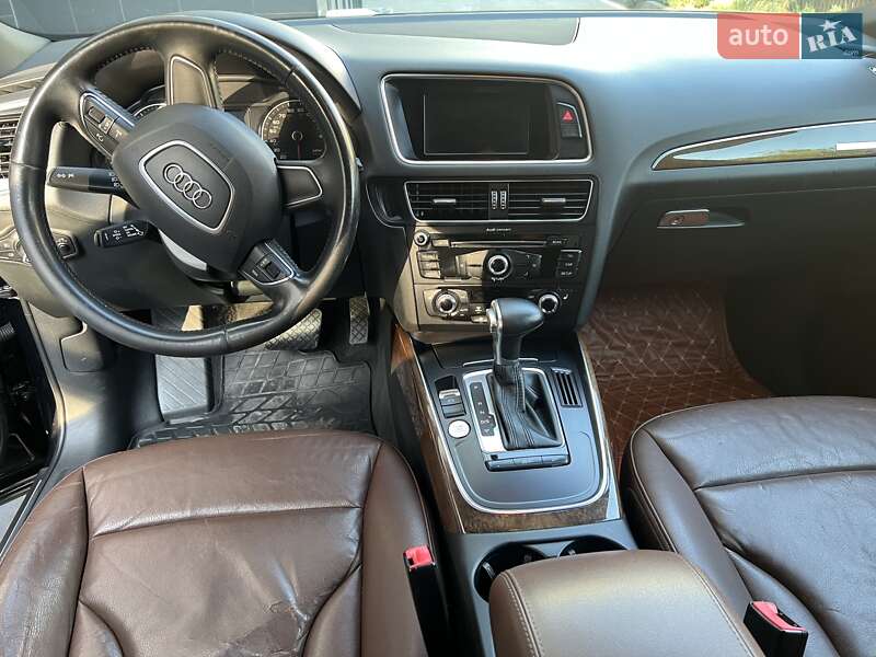 Позашляховик / Кросовер Audi Q5 2014 в Івано-Франківську