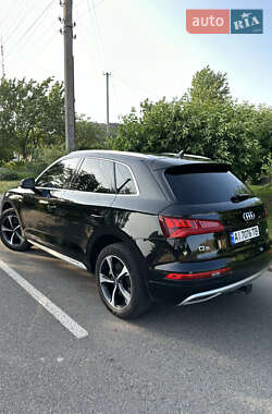 Внедорожник / Кроссовер Audi Q5 2017 в 