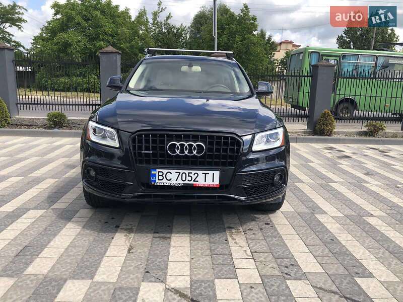 Позашляховик / Кросовер Audi Q5 2015 в Львові