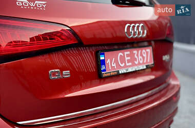 Внедорожник / Кроссовер Audi Q5 2015 в 