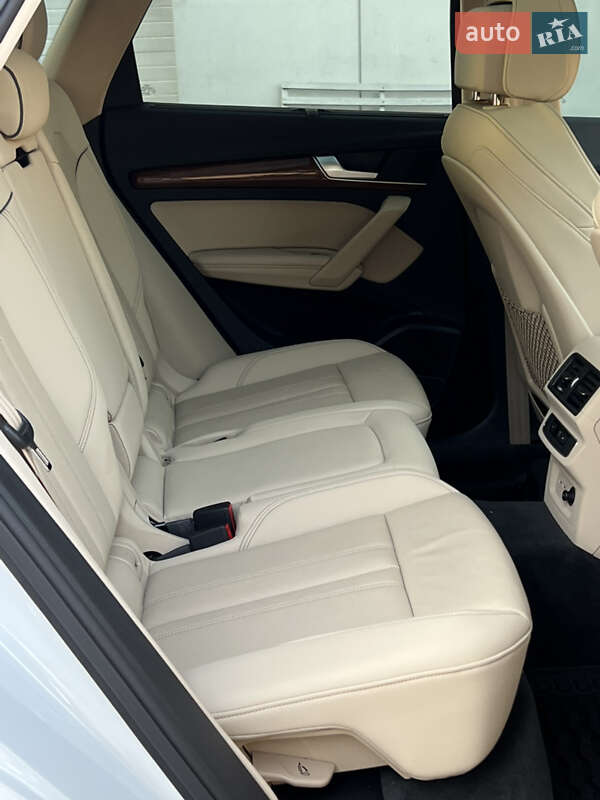 Позашляховик / Кросовер Audi Q5 2023 в Одесі