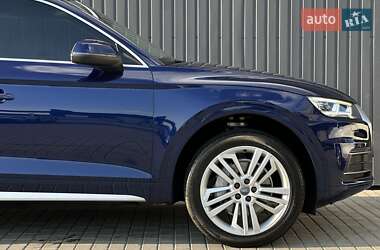 Позашляховик / Кросовер Audi Q5 2017 в 