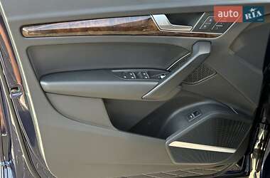 Позашляховик / Кросовер Audi Q5 2017 в 