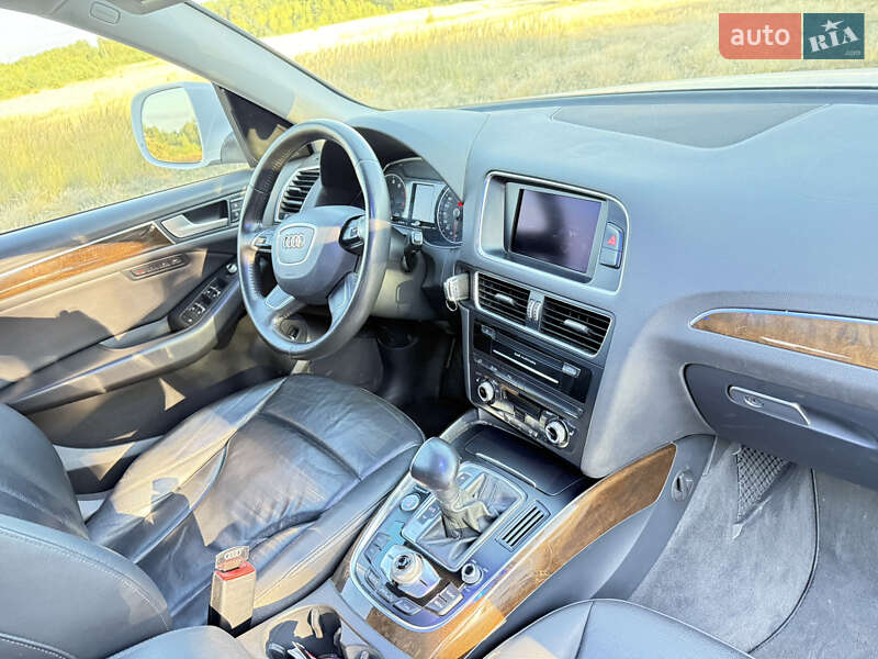 Внедорожник / Кроссовер Audi Q5 2013 в Ратным