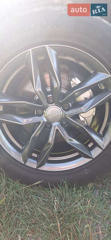 Внедорожник / Кроссовер Audi Q5 2015 в Теофиполе фото 35 Внедорожник / Кроссовер Audi Q5 2015 в Теофиполе