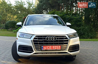 Внедорожник / Кроссовер Audi Q5 2017 в 