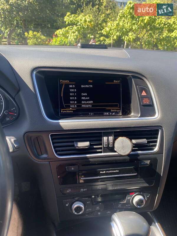 Внедорожник / Кроссовер Audi Q5 2016 в Киеве