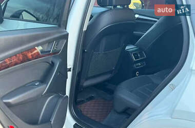 Внедорожник / Кроссовер Audi Q5 2017 в 