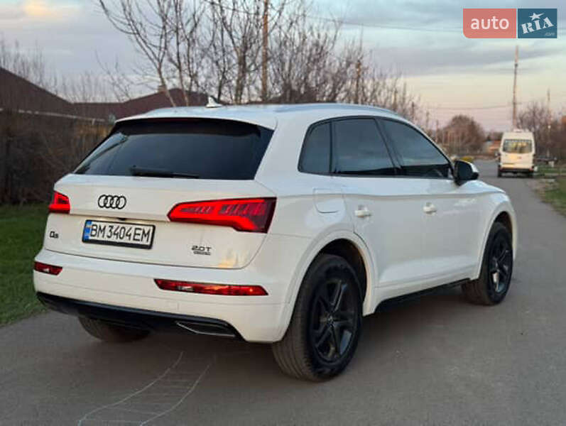 Позашляховик / Кросовер Audi Q5 2017 в Сумах