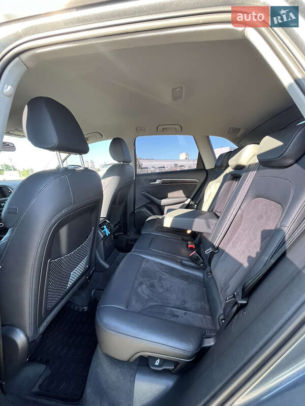 Внедорожник / Кроссовер Audi Q5 2014 в Киеве