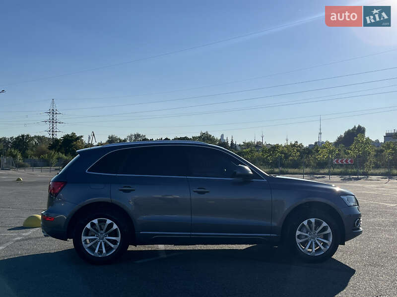 Внедорожник / Кроссовер Audi Q5 2014 в Киеве