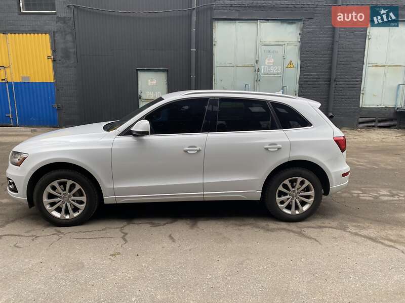 Внедорожник / Кроссовер Audi Q5 2012 в Киеве