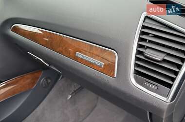 Внедорожник / Кроссовер Audi Q5 2011 в 