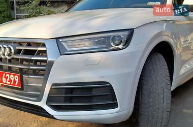 Позашляховик / Кросовер Audi Q5 2019 в 