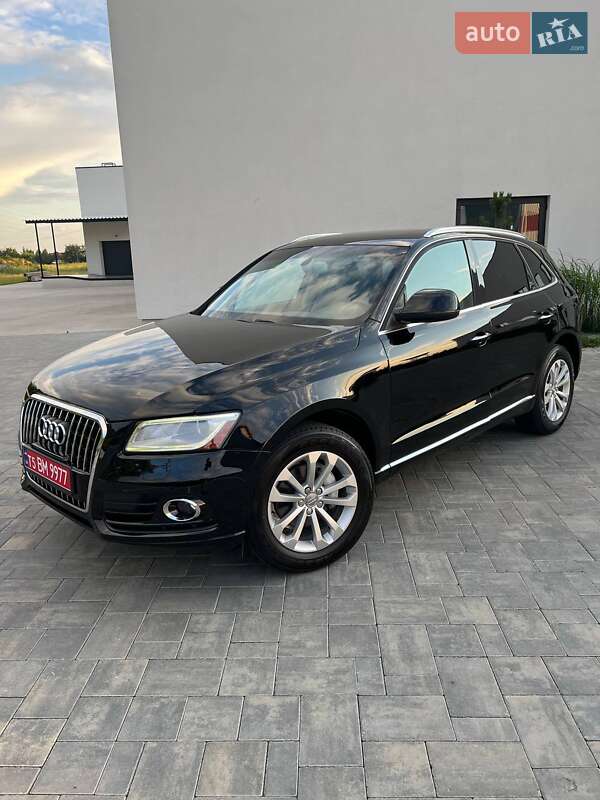 Внедорожник / Кроссовер Audi Q5 2015 в 