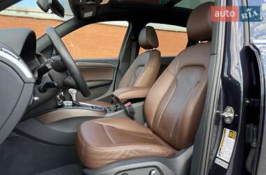 Внедорожник / Кроссовер Audi Q5 2016 в 