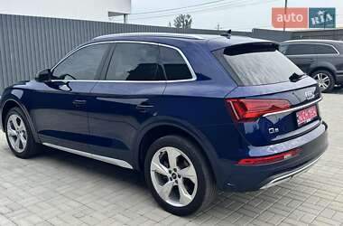 Внедорожник / Кроссовер Audi Q5 2021 в 