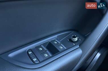 Позашляховик / Кросовер Audi Q5 2021 в 