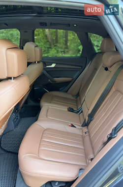 Внедорожник / Кроссовер Audi Q5 2023 в 