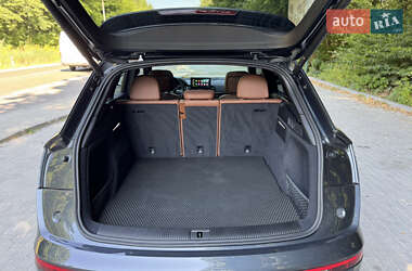 Внедорожник / Кроссовер Audi Q5 2023 в 